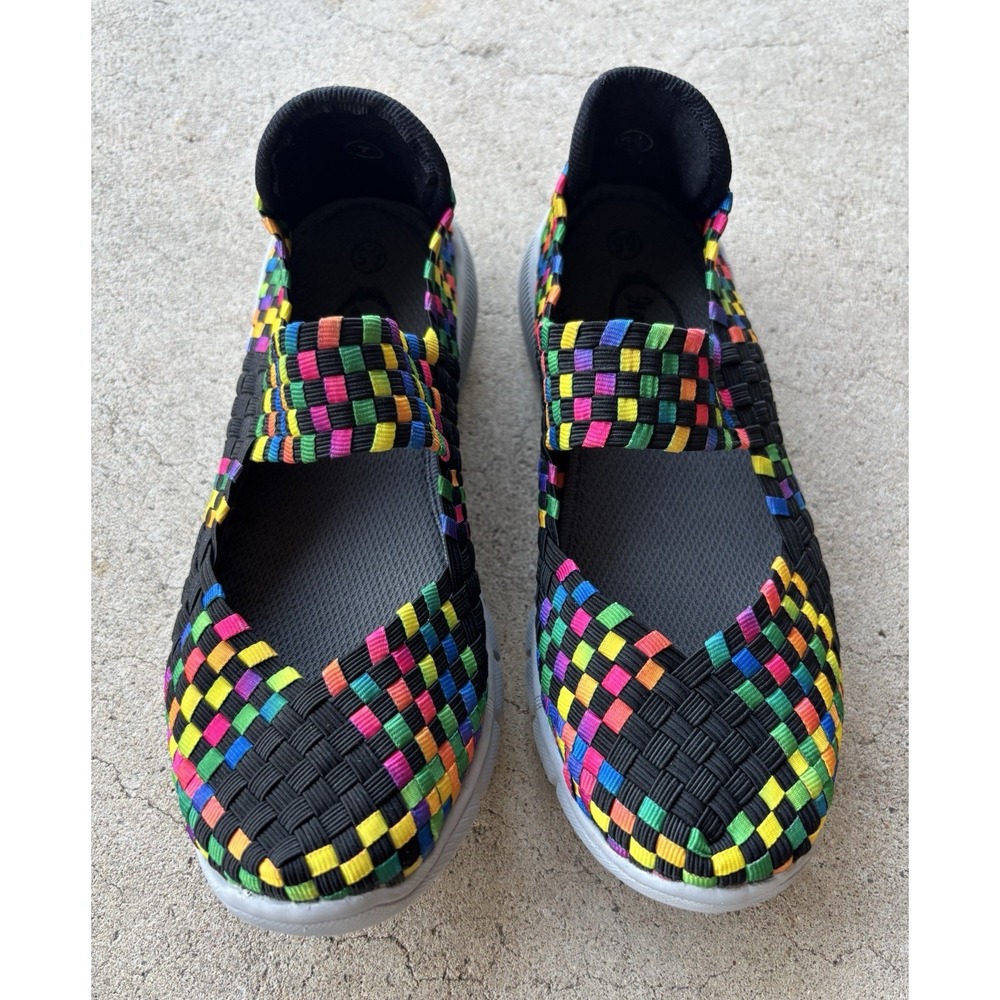 Italiana by Italian Shoemakers Women's Sz 6.5 Multicolor Rainbow Woven Sandals